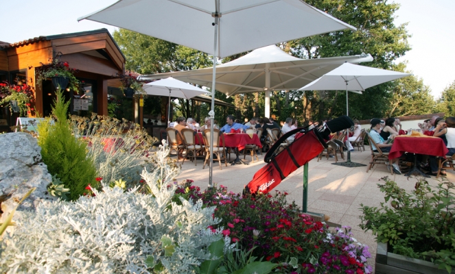 Restaurant golf : Souillac Golf Country Club
